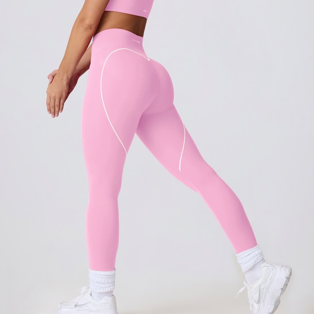 NWT Soft Active Mid-Rise Leggings in Baby Pink | XS